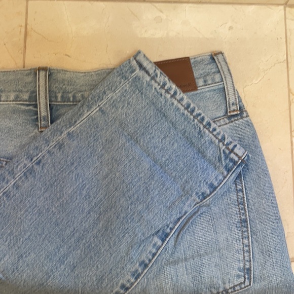 Madewell - The Perfect Summer Jean - Picture 8 of 9